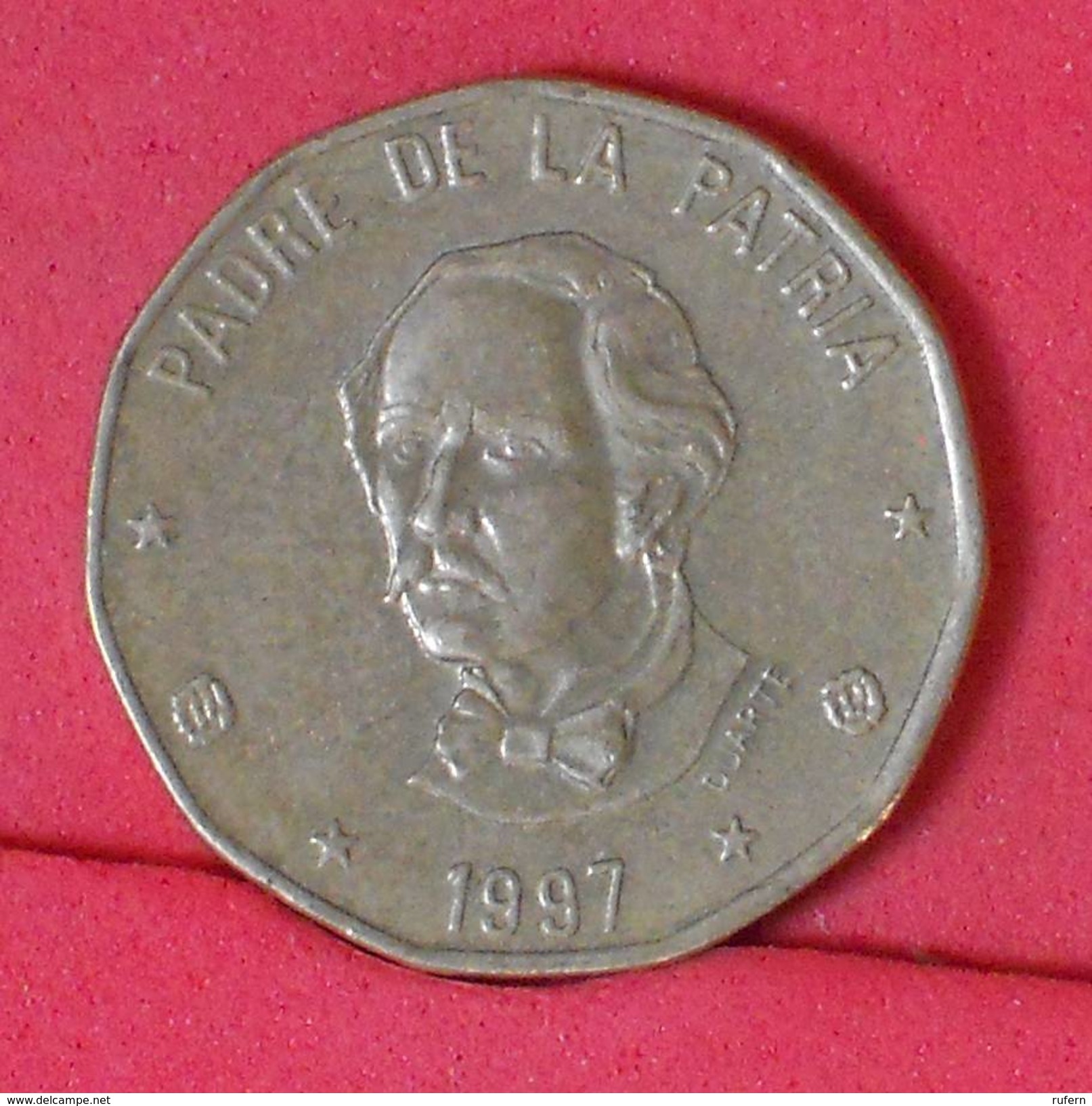 DOMINICANA 1 PESO 1997 -    KM# 80,2 - (Nº17064) - Dominicana