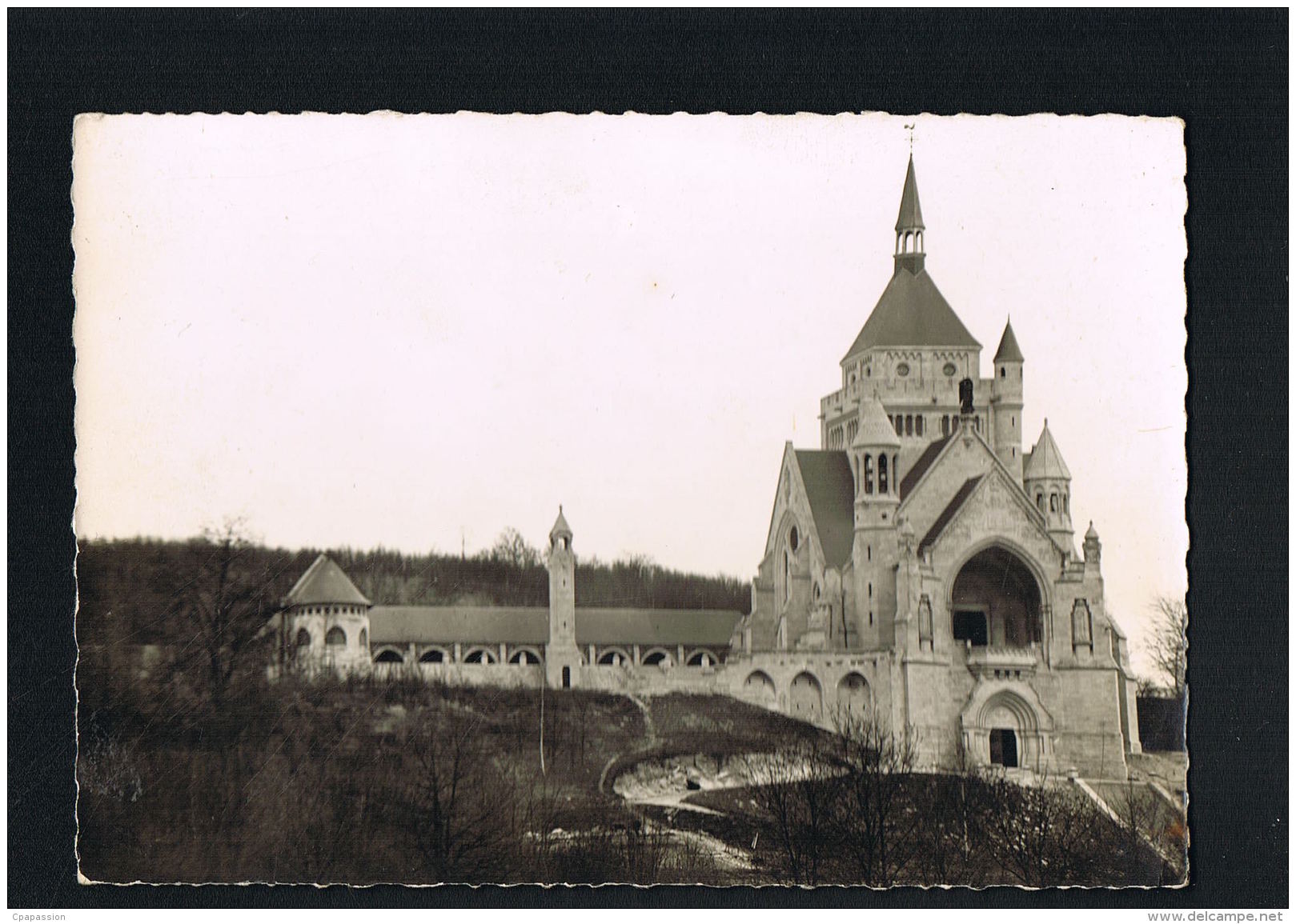 DORMANS  - Marne- Monument Des Victoires De La Marne  Et Ossuaire- Vue Gle Côté Nord-Ouest - Paypal Sans Frais - Dormans