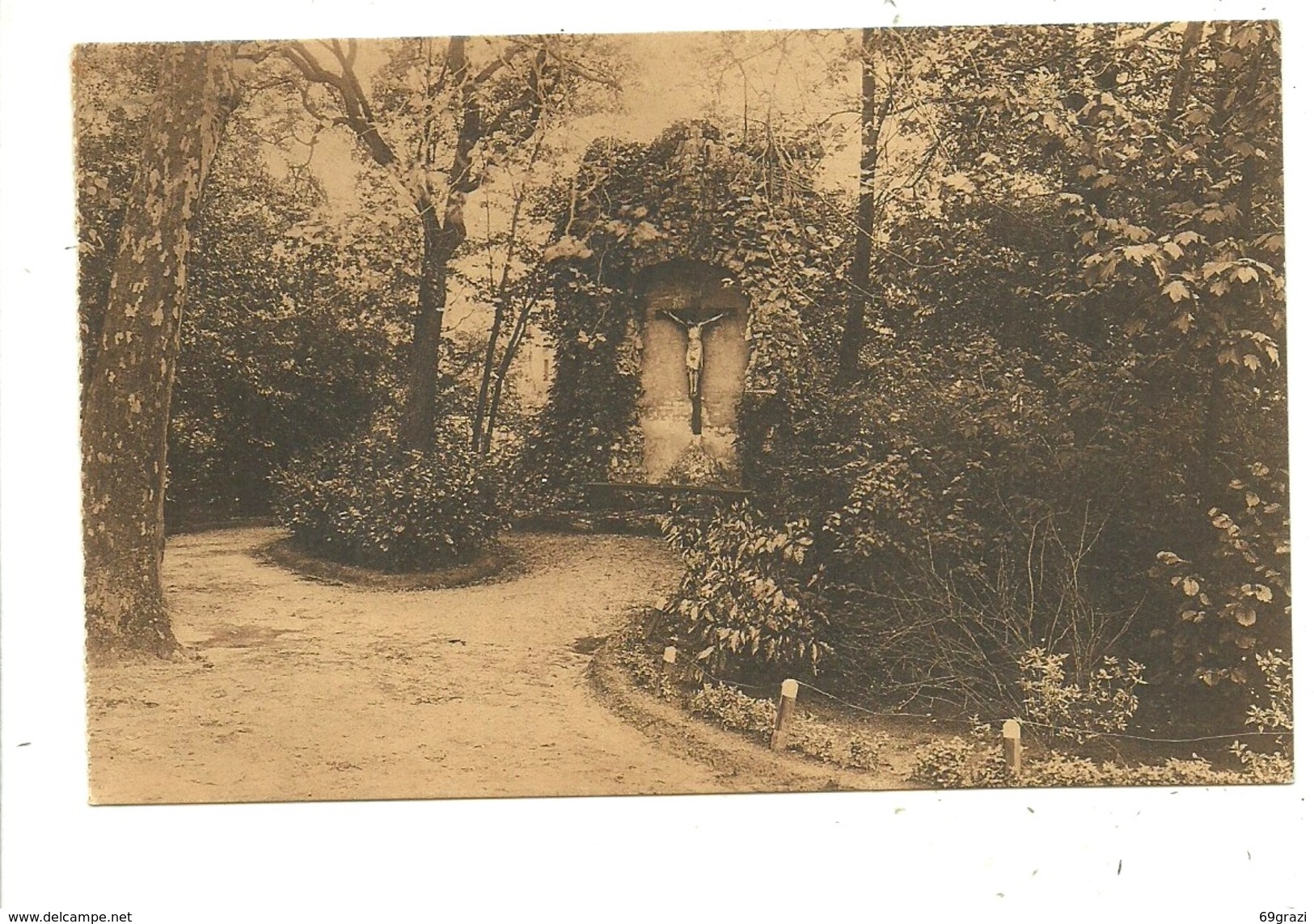 Eeklo Eecloo Institut Notre Dame Aux Epines Kijk Op Het Park - Eeklo