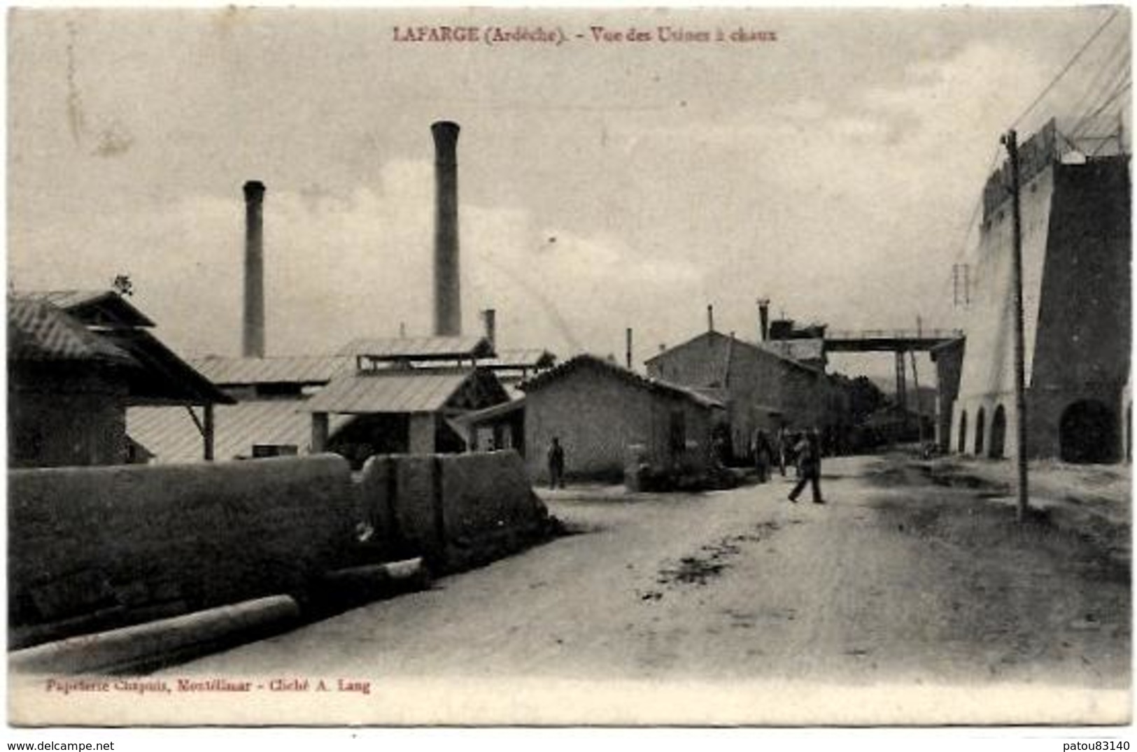 07. LAFARGE.  VUE DES USINES A CHAUX - Autres & Non Classés