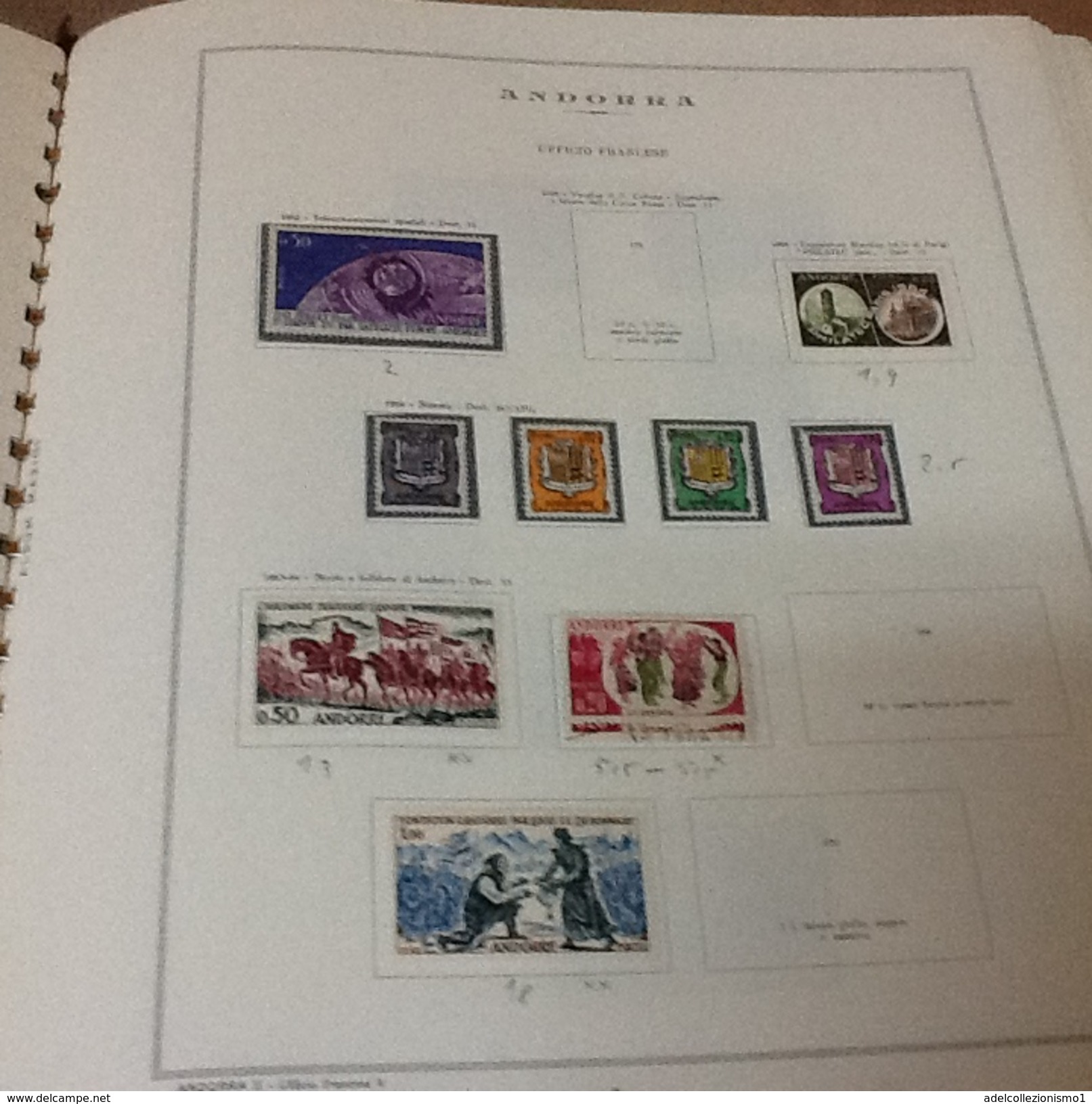 lotto 2) andorra francese francobolli nuovi e usati su pagine marini dal 1931 al 1977 cat 560 &euro; compresa aerea e se