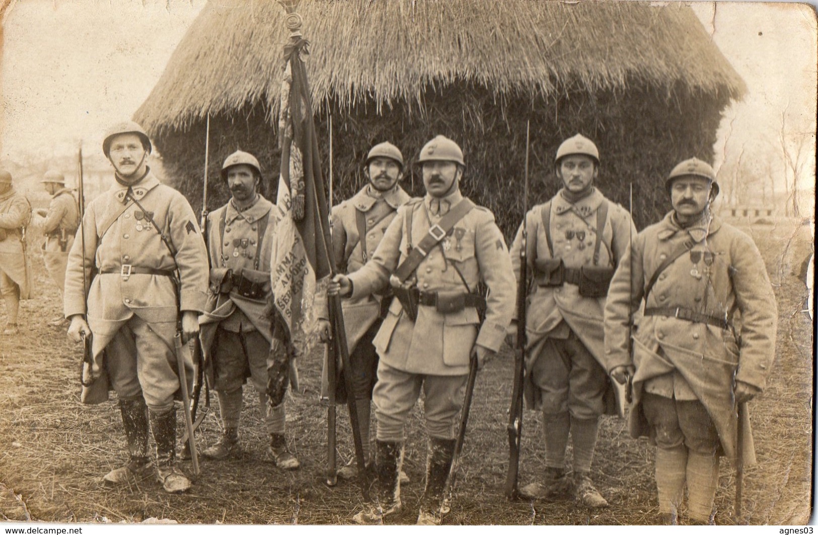 Sur Le Front   -  Numero 19 Sur Col  -  Carte Photo - Guerre 1914-18