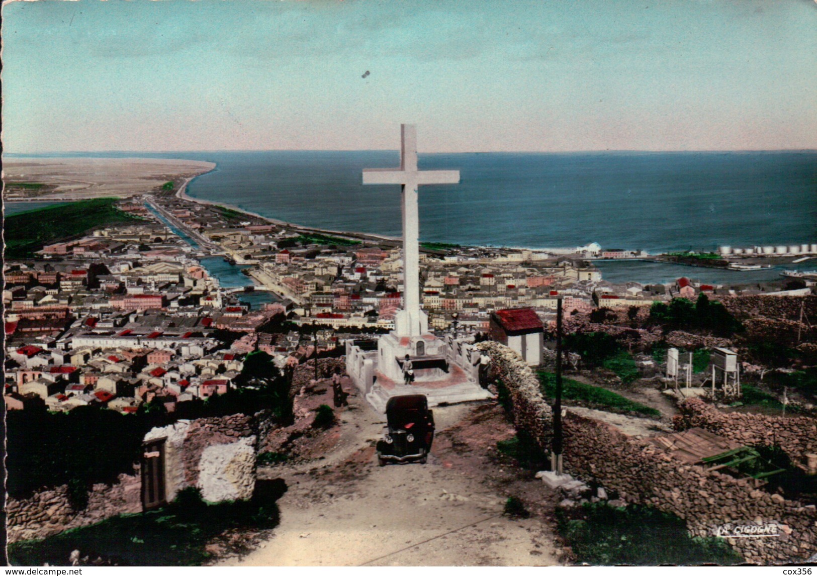 CPSM 34 SETE La Croix Du Mont Saint Clair Et La Ville , AUTO CITROËN TRACTION - Sete (Cette)