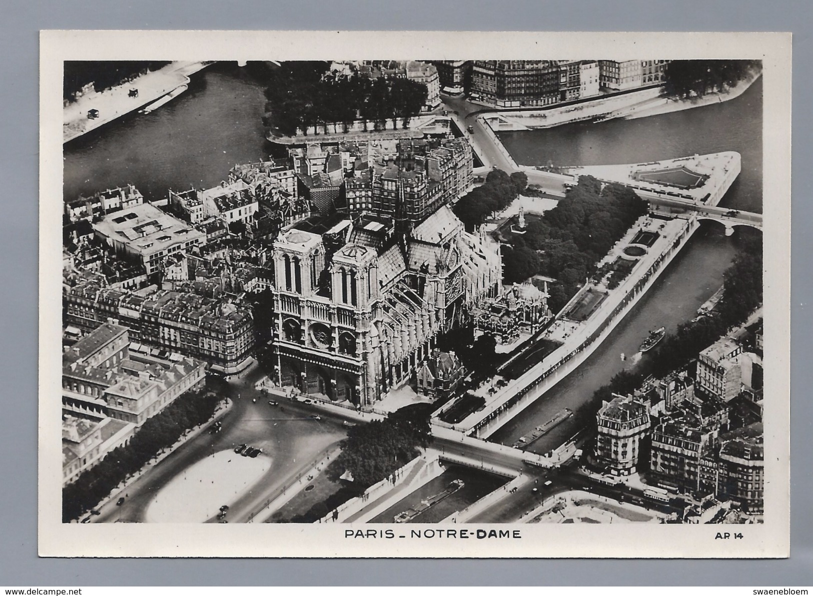 FR.- PARIS. NOTRE-DAME. - A.P. 14 - Aéro Photo. 2 Scans - Notre-Dame De Paris