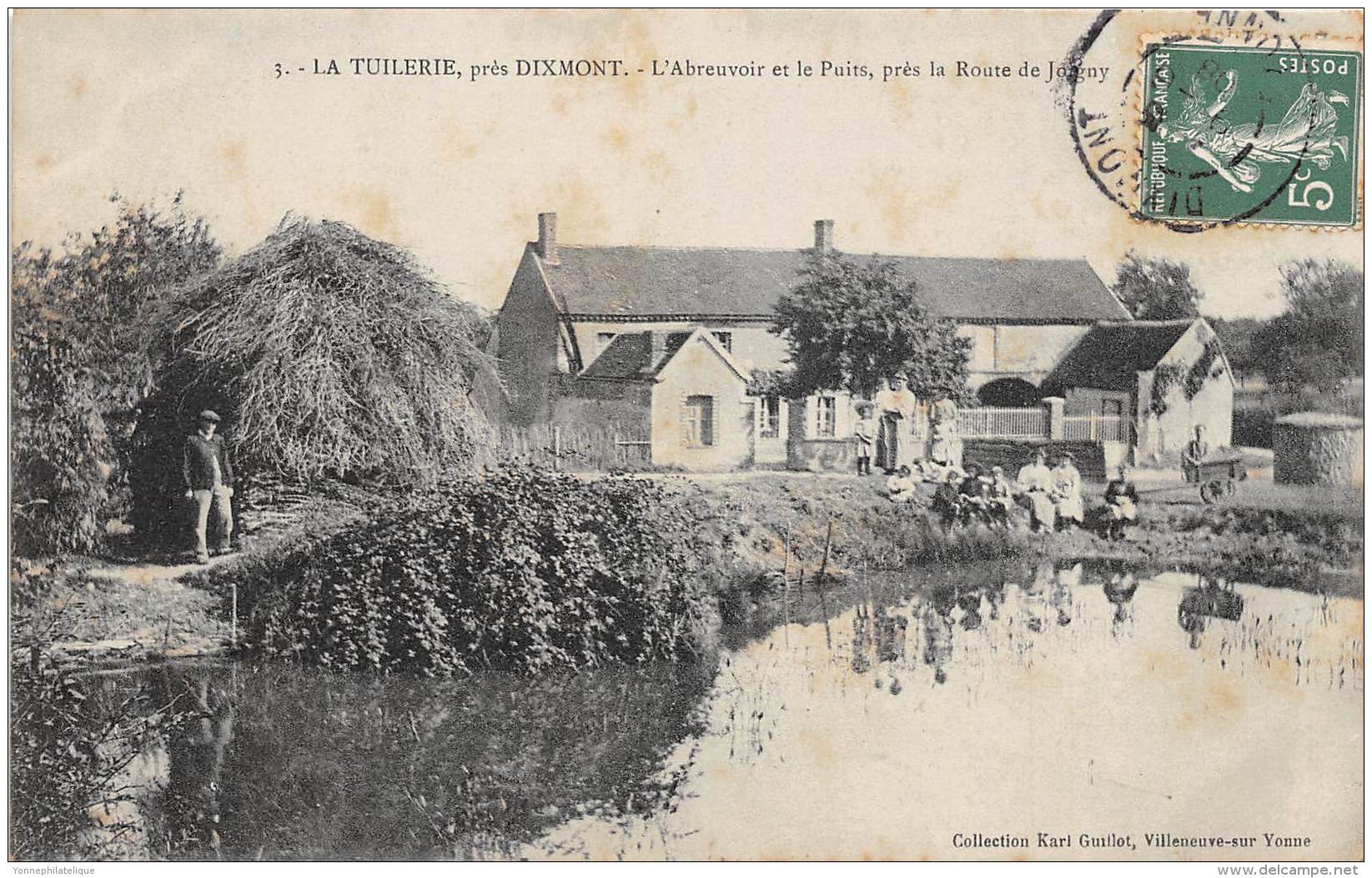 89 - YONNE / Dixmont - La Tuilerie - L'abreuvoir Et Le Puits - Défaut - Dixmont