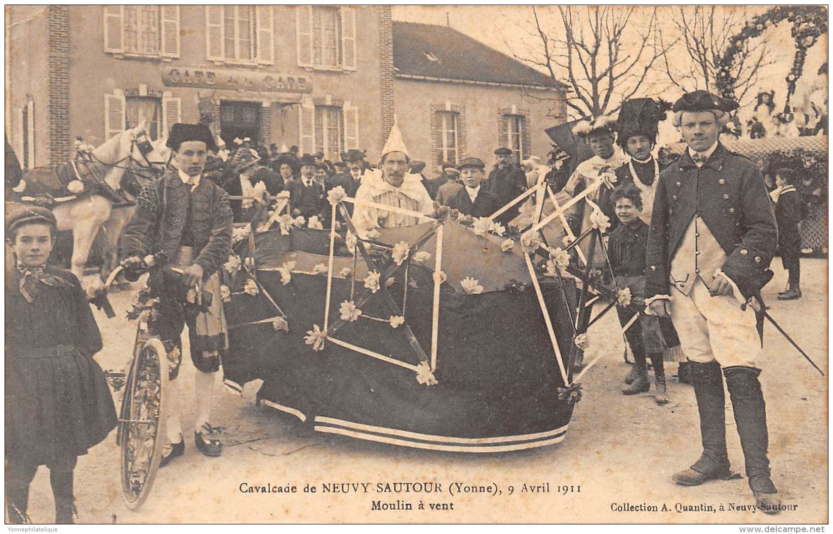 89 - YONNE / Neuvy Sautour - Cavalcade - Moulin à Vent - Beau Cliché Animé - Léger Défaut (micro Coupure) - Neuvy Sautour