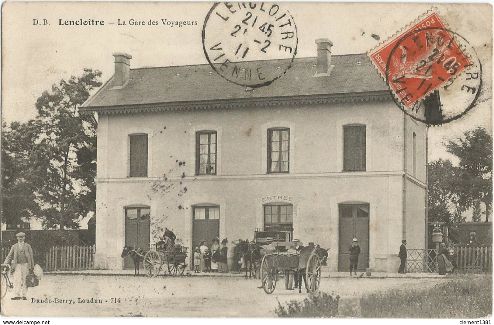 Lencloitre La Gare Des Voyageurs  Tres Belle Animation Circulee En 1911 - Lencloitre