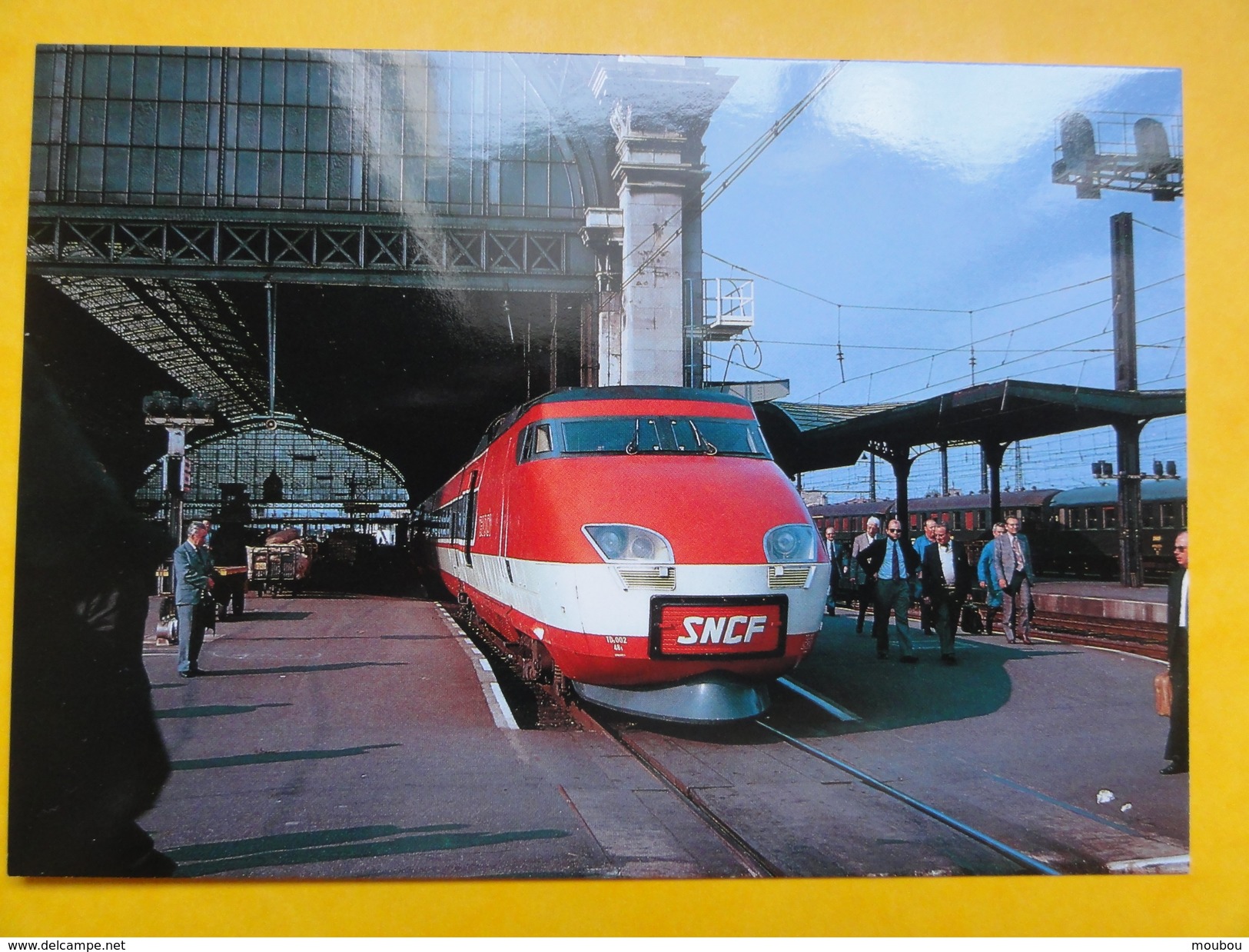 TGV 001 Prototype -gare Bordeaux Saint-Jean - 1975 - éditions Baliziaux - Trains