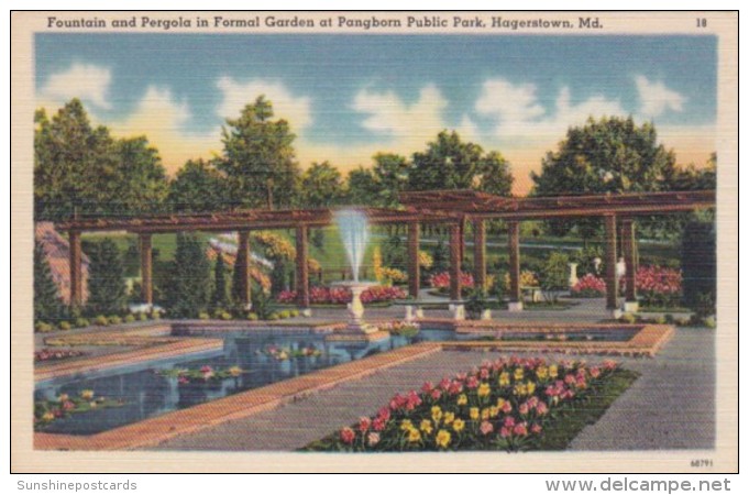 Maryland Hagerstown Fountain And Pergola In Formal Garden At Pangborn Public Park - Hagerstown