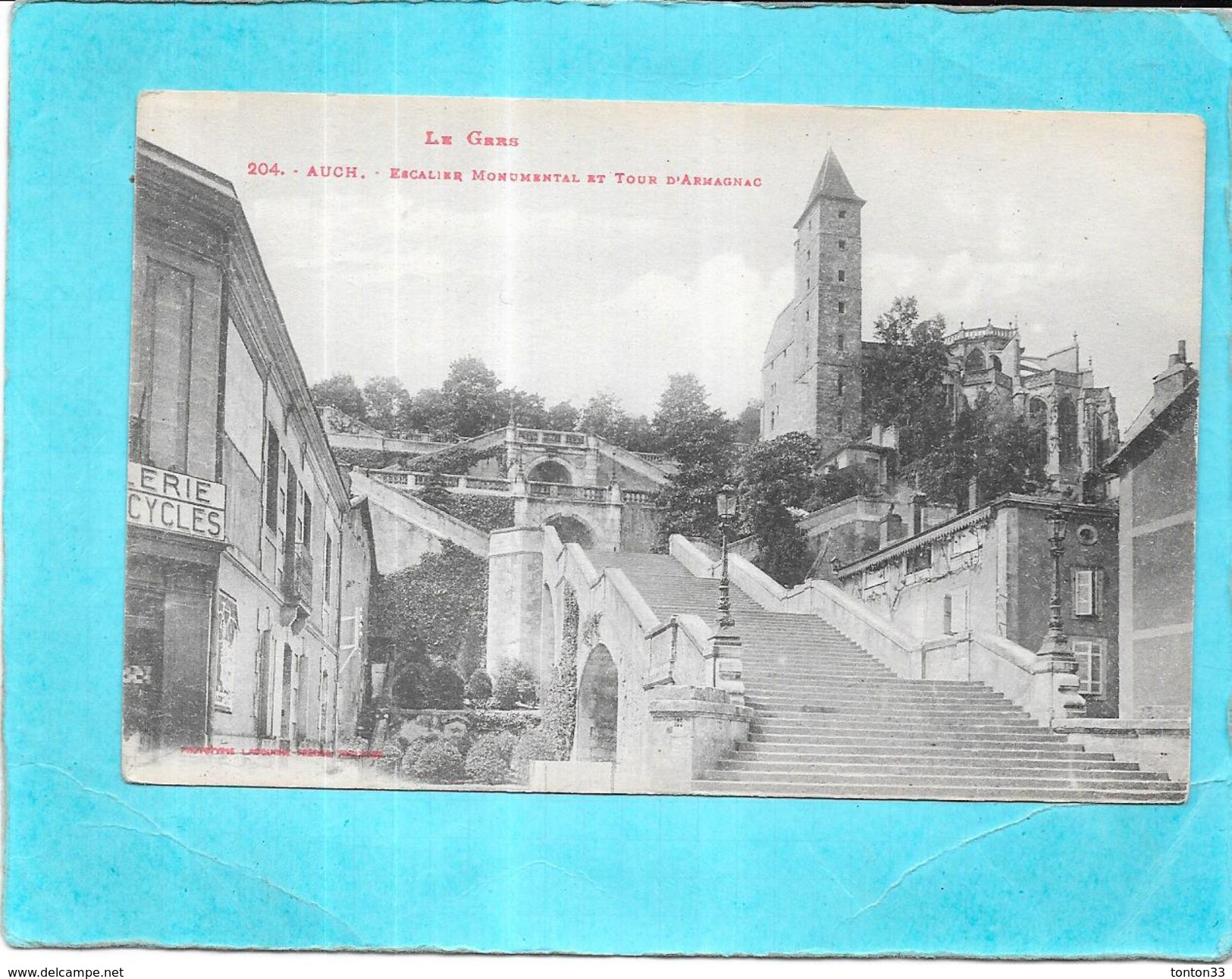 AUCH - 32 - L'Escalier Monumental Et Tour D'Armagnac - Edit Labouche -ENCH1612 - - Auch