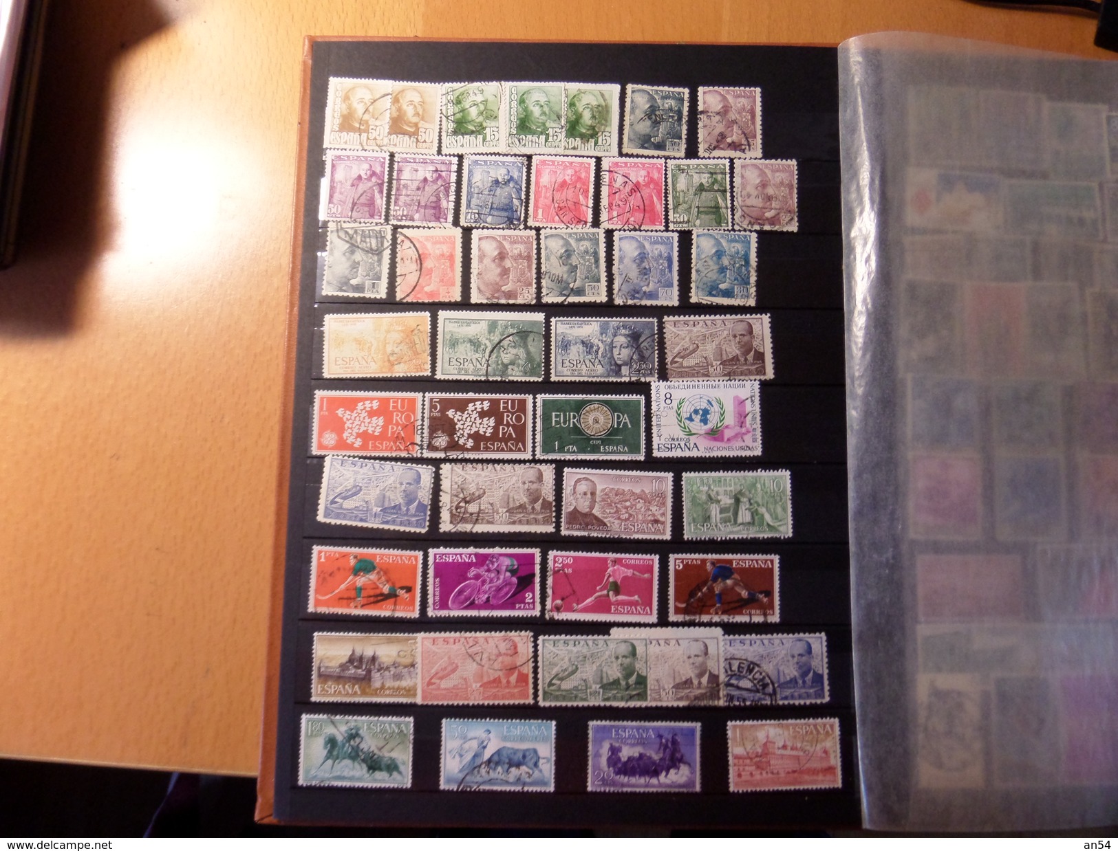 LOT TIMBRES OBLITERES  ESPAGNE +  DIVERS  MERITE INTERET