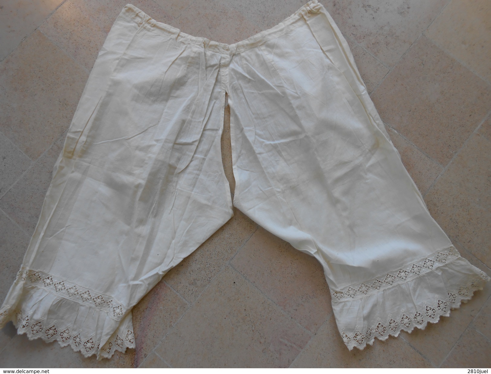 Culotte Ancienne, Ouverte , De Grand-mère - Joli Bas à Double Broderie - Lingerie