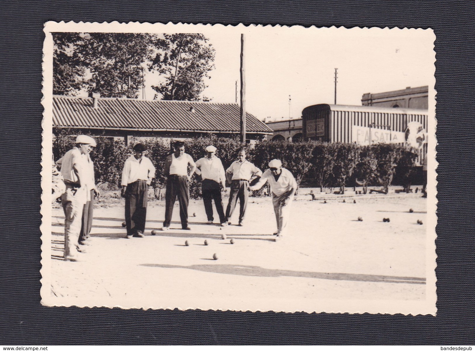 Photo Originale à Situer  Partie De Pétanque Jeu Boules Camion Transports Crone Etablissements Alsatia - Petanque