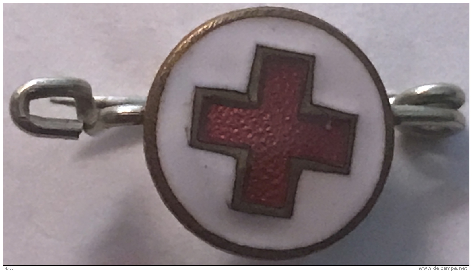 Croix Rouge. Epingle Ancienne.  Rood Kruis. Oud Speldje - Medical