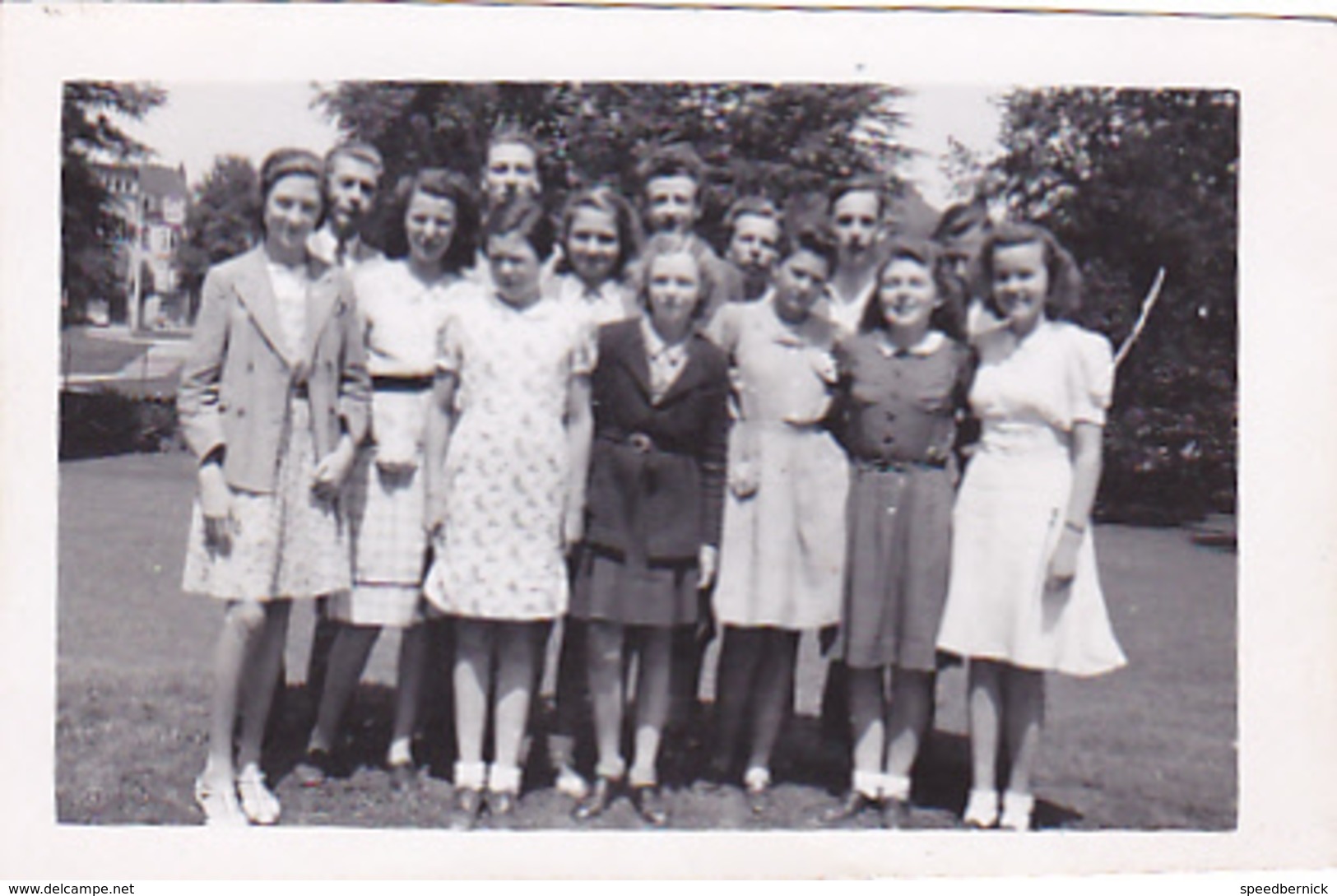 25962 Cinq 5 Photo BELGIQUE  - Camp Ecole  -scout -scoutisme -avant 1945 -repas - Guerre, Militaire
