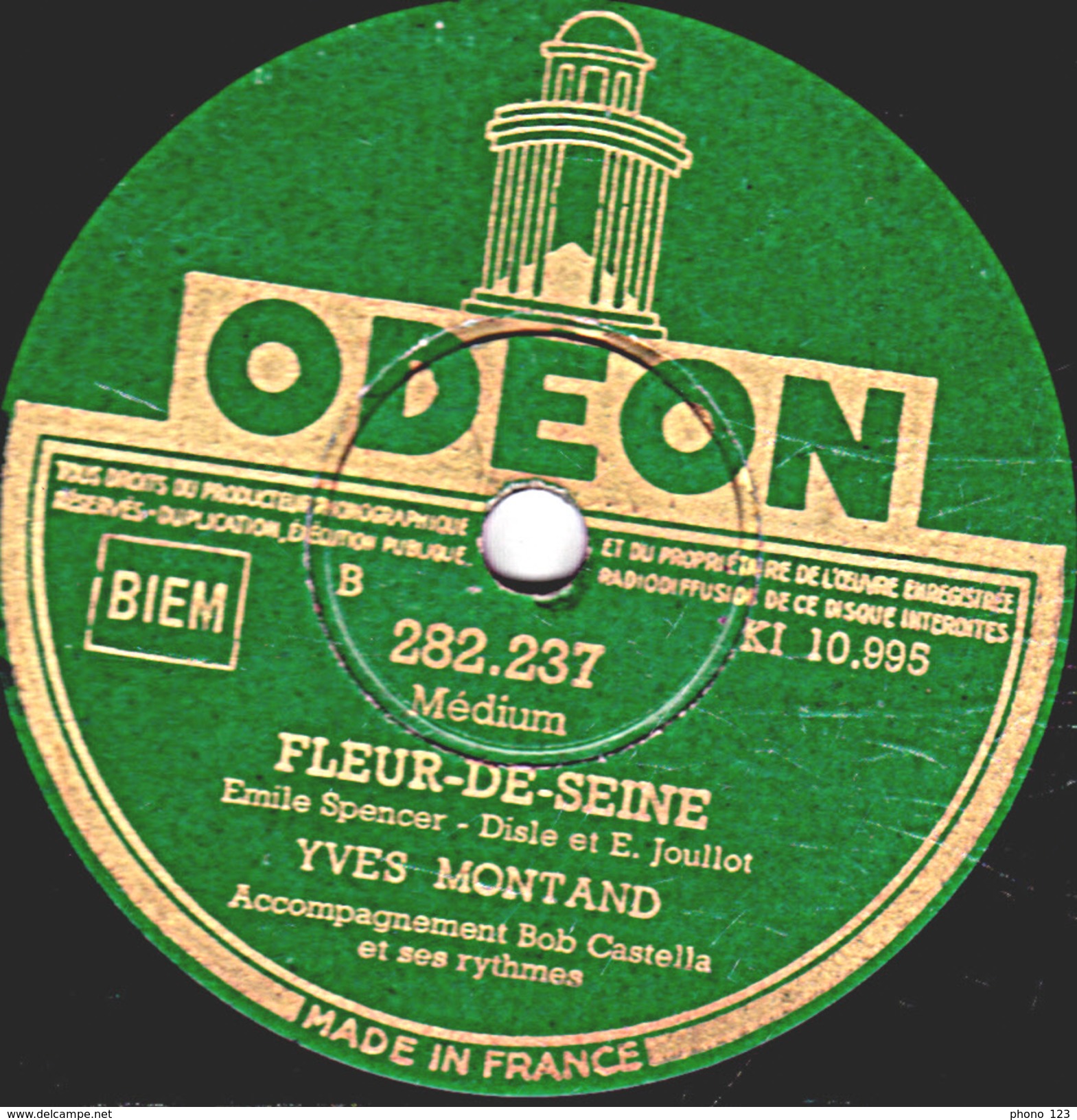 78 T. - 25 Cm - état  M - YVES MONTAND - RUE SAINT-VINCENT - FLEUR-DE-SEINE - 78 T - Disques Pour Gramophone