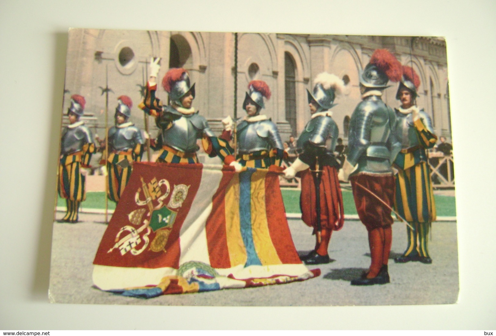 VATICANO  ROMA GUARDIA SVIZZERA  MILITARE  UNIFORME  POSTCARD  USED - Uniformi