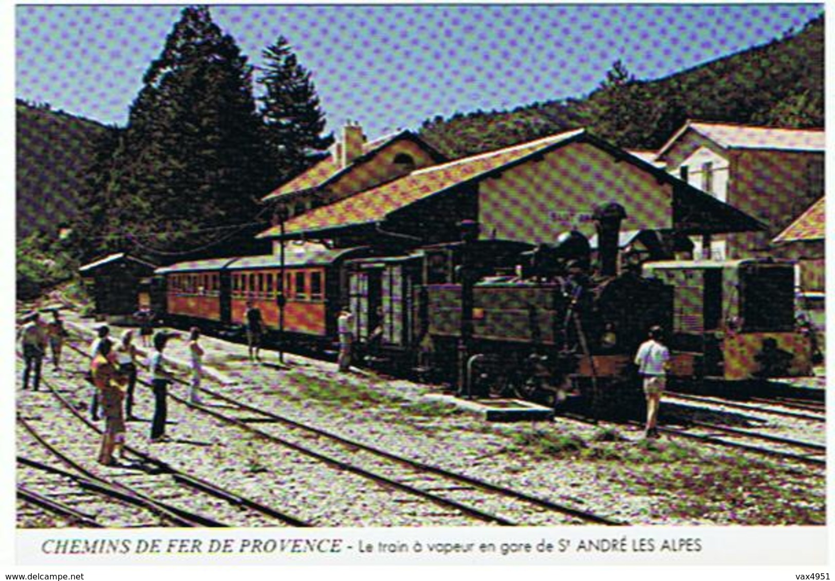 SAINT ANDRE LES ALPES   LE TRAIN A VAPEUR EN GARE    ****          A    SAISIR ***** - Autres & Non Classés