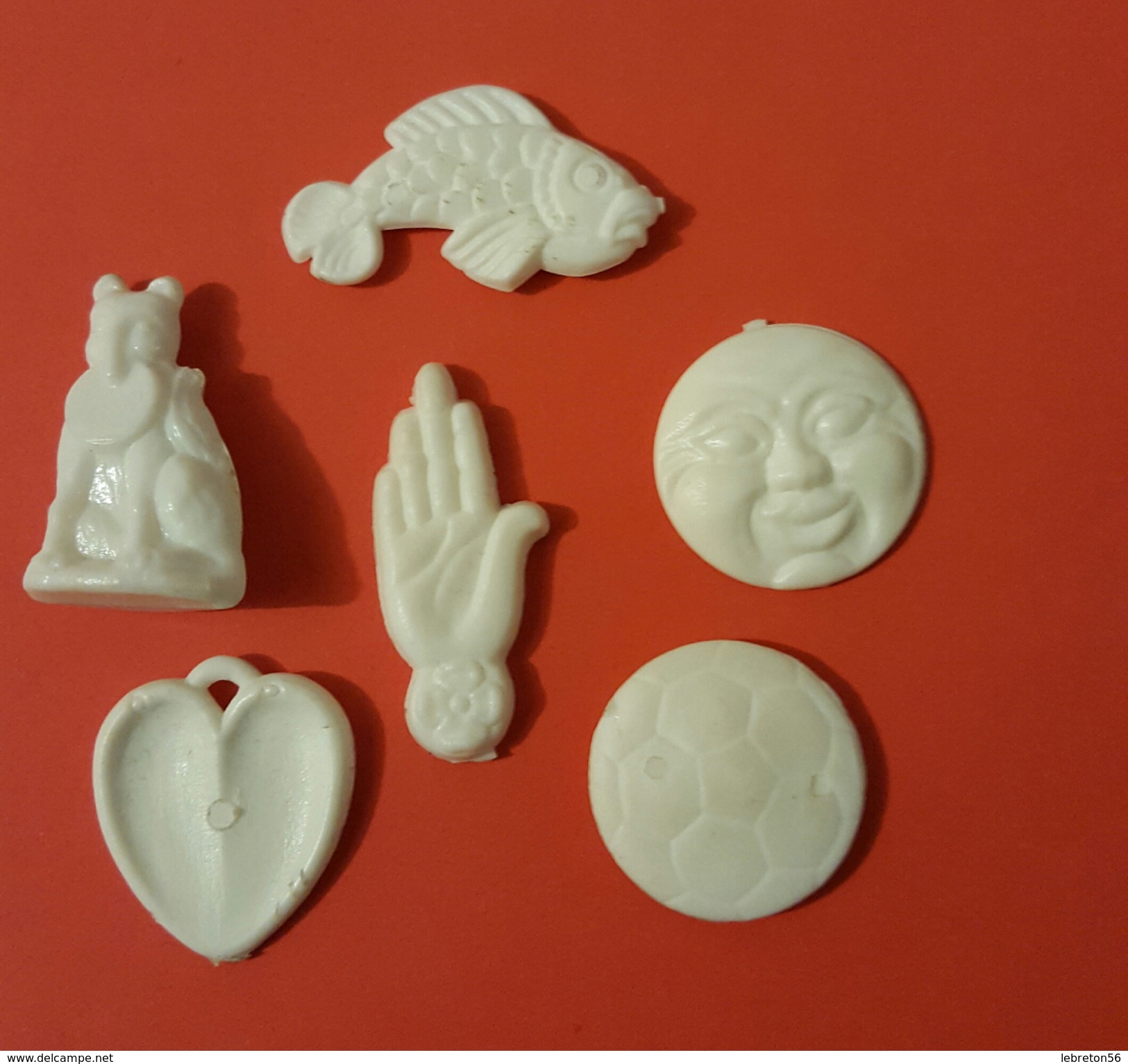 Lot De 6 Fèves Anciennes En Plastiques Dur Très Jolies - Frühe Figuren