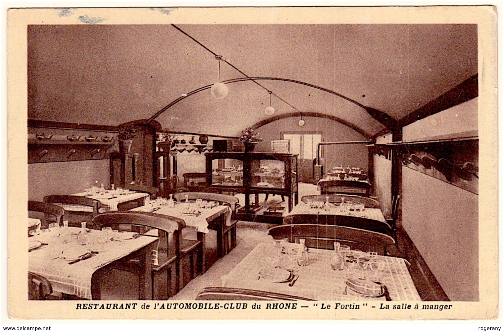 RESTAURANT  DE  L´ AUTOMOBILE-CLUB  DU  RHONE    " LE FORTIN" .... LA SALLE à MANGER - Other & Unclassified