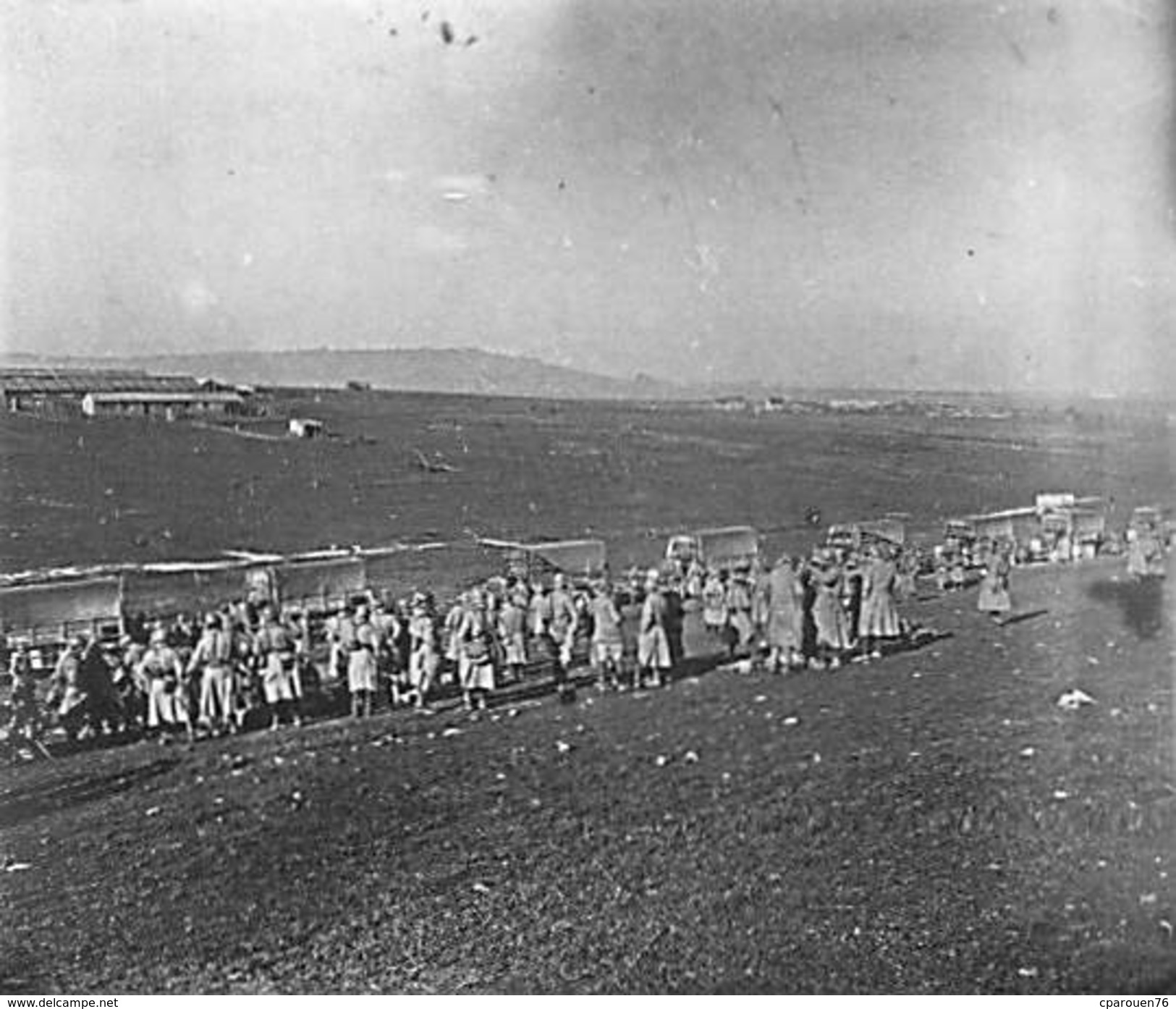 Photo Ancienne Originale Animée Rassemblement De Poilus 1914 1918 Ww1  Grande Guerre - Krieg, Militär