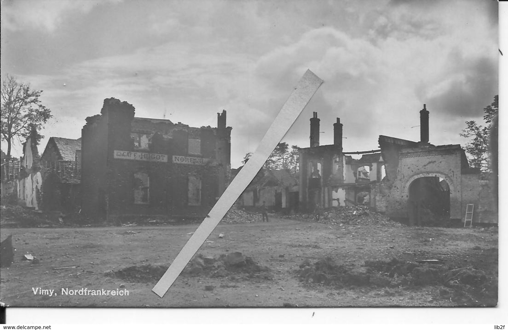 10/08/1915 Vimy Les Ruines De La Ville Façades Encore Debout 1 Carte Photo 14-18 1914-1918 Ww1 Wk1 - Guerre, Militaire