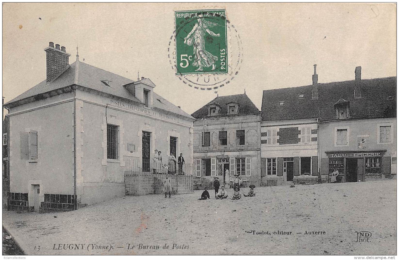 Leugny       89      Place Et Bureau De Postes     (Voir  Scan) - Sonstige & Ohne Zuordnung