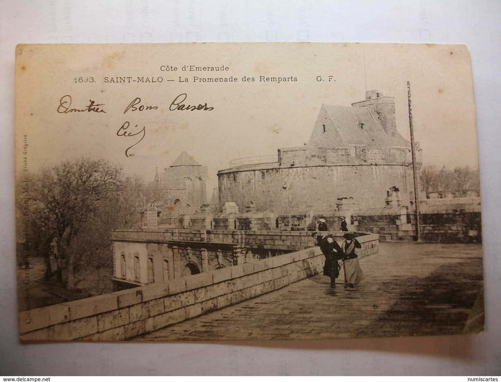 Carte Postale Saint Malo (35) La Promenade Des Remparts  (CPA Dos Non Divisé Oblitérée 1903 Timbre 5 Centimes  ) - Saint Malo