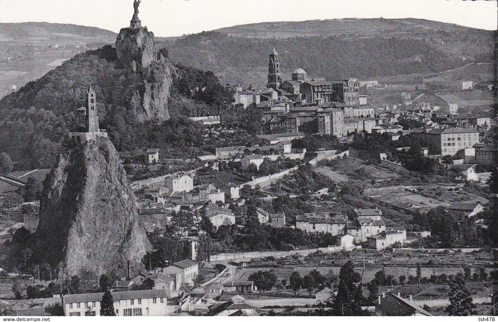 43-----LE PUY---rochers St-michel Et Corneille--voir 2 Scans - Le Puy En Velay