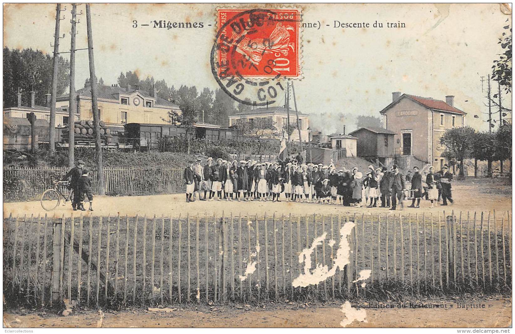 Migennes      89    La Gare. Descente Du Train     Grattages.    (voir Scan) - Migennes