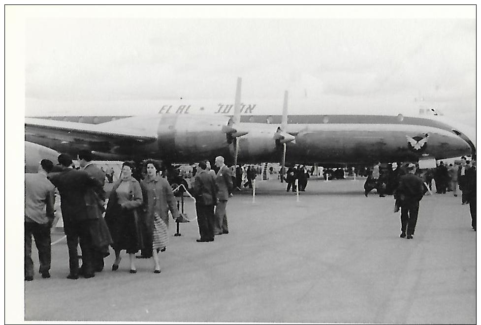 Jet Provost Trainers And 3 X Images Of Brittania " El Al " Plain Back Photos. - 1946-....: Moderne