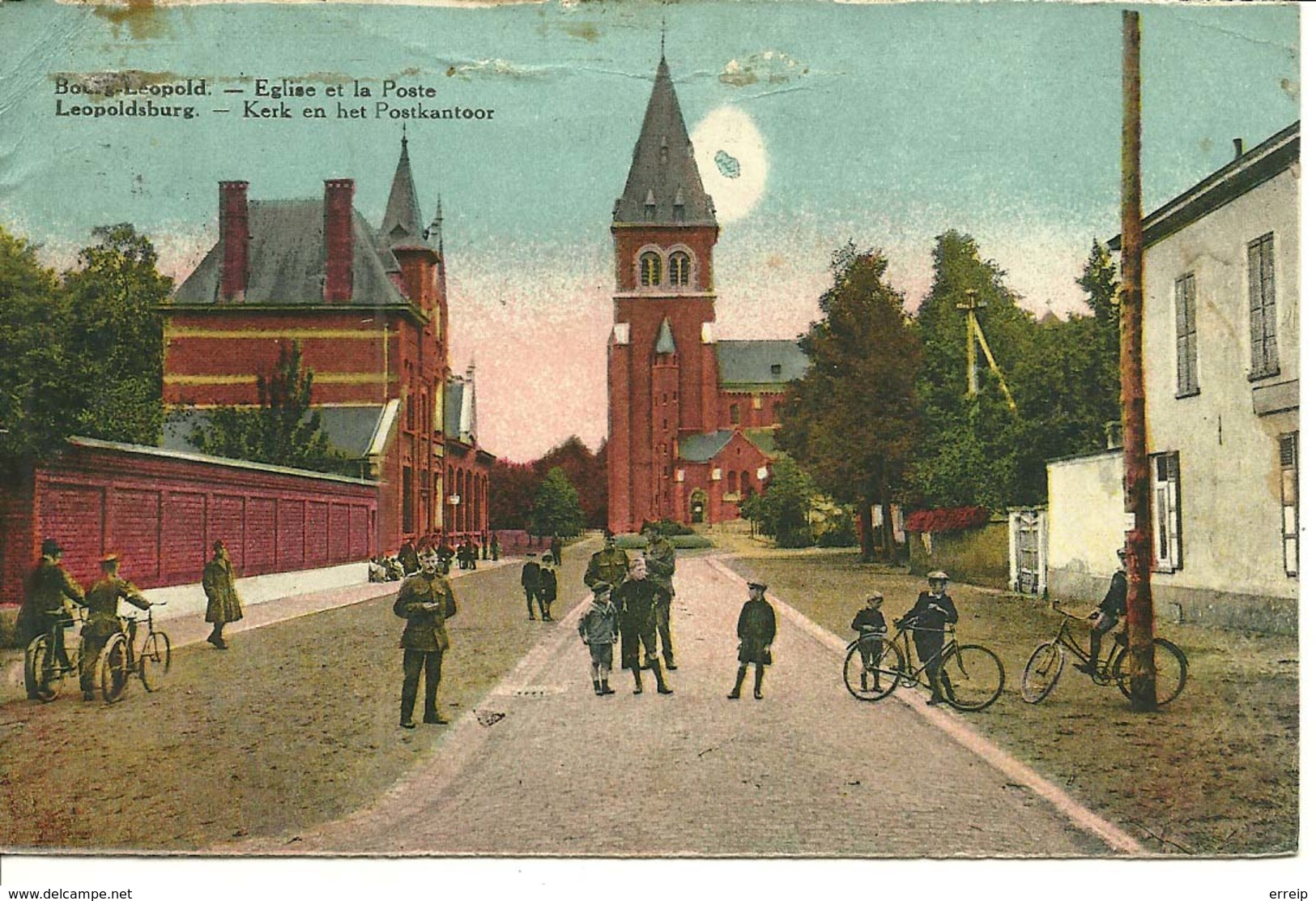 Bourg Leopold  Eglise Et La Poste - Leopoldsburg