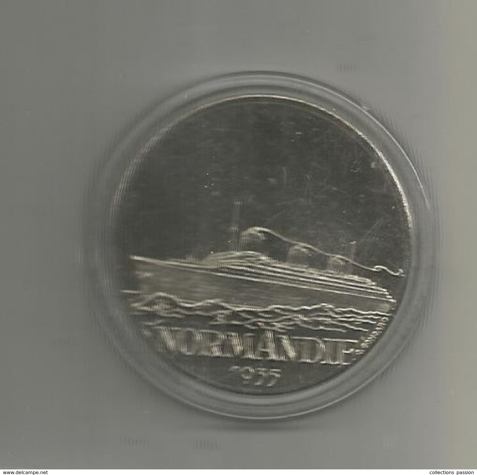 G-I-E , Médaille Sous Capsule , Bateaux , Paquebot , NORMANDIE , 1935 , 2 Scans ,  Frais Fr : 1.75&euro; - Other & Unclassified