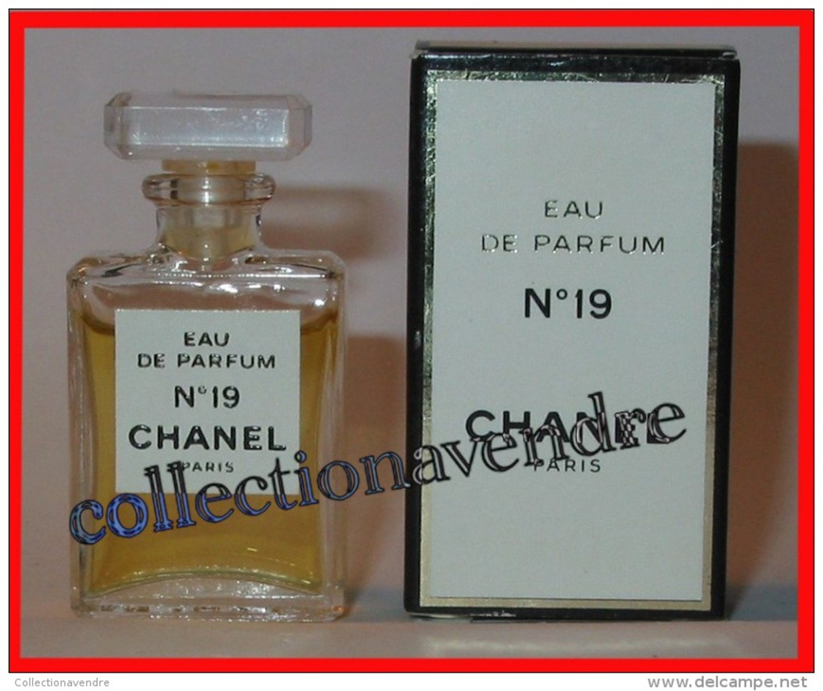 CHANEL : Miniature De Collection. N° 19, Eau De Parfum, 4 Ml,  Avec Sa Boite, Parfait état - Miniatures Womens' Fragrances (in Box)