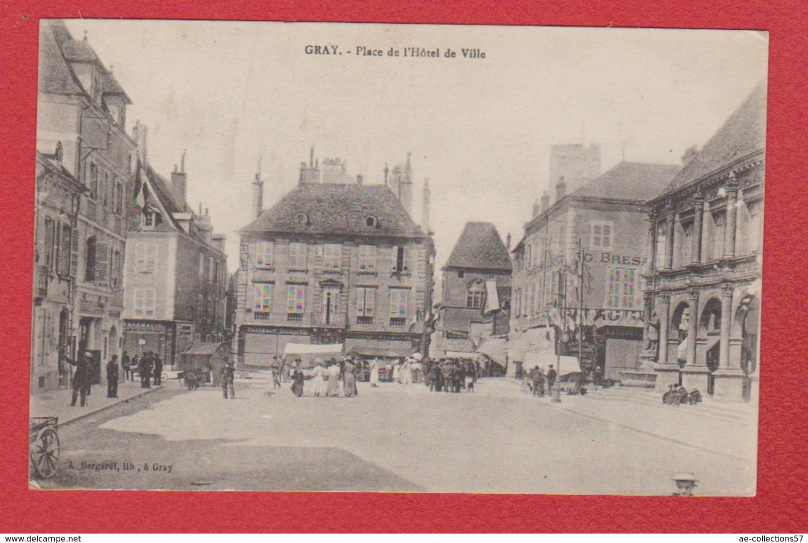 Gray--  Place De L Hôtel De Ville - Gray