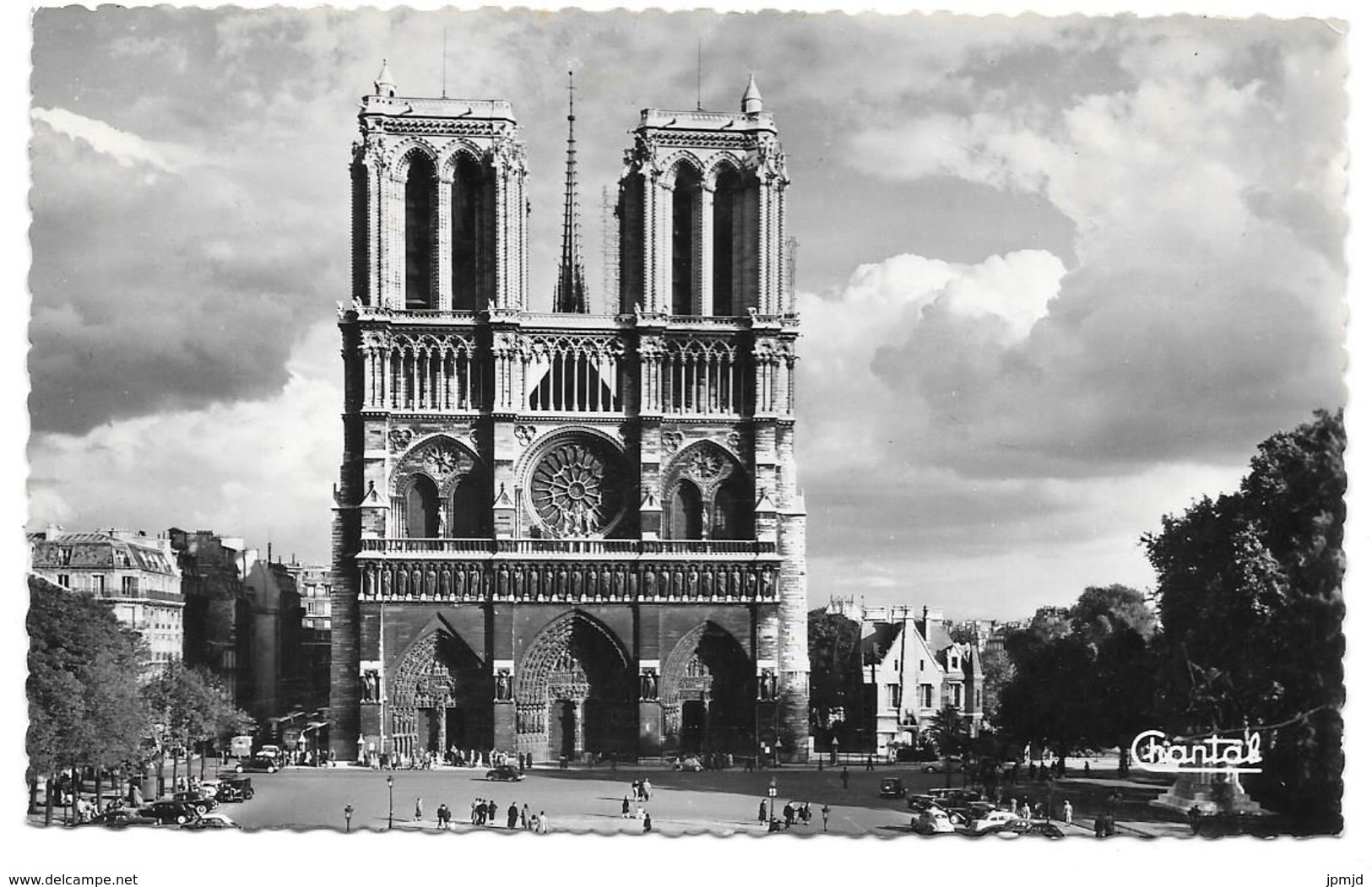 75 - PARIS - Notre Dame Et Le Parvis - Ed. CHANTAL N° 182 - 1957 - Notre Dame De Paris