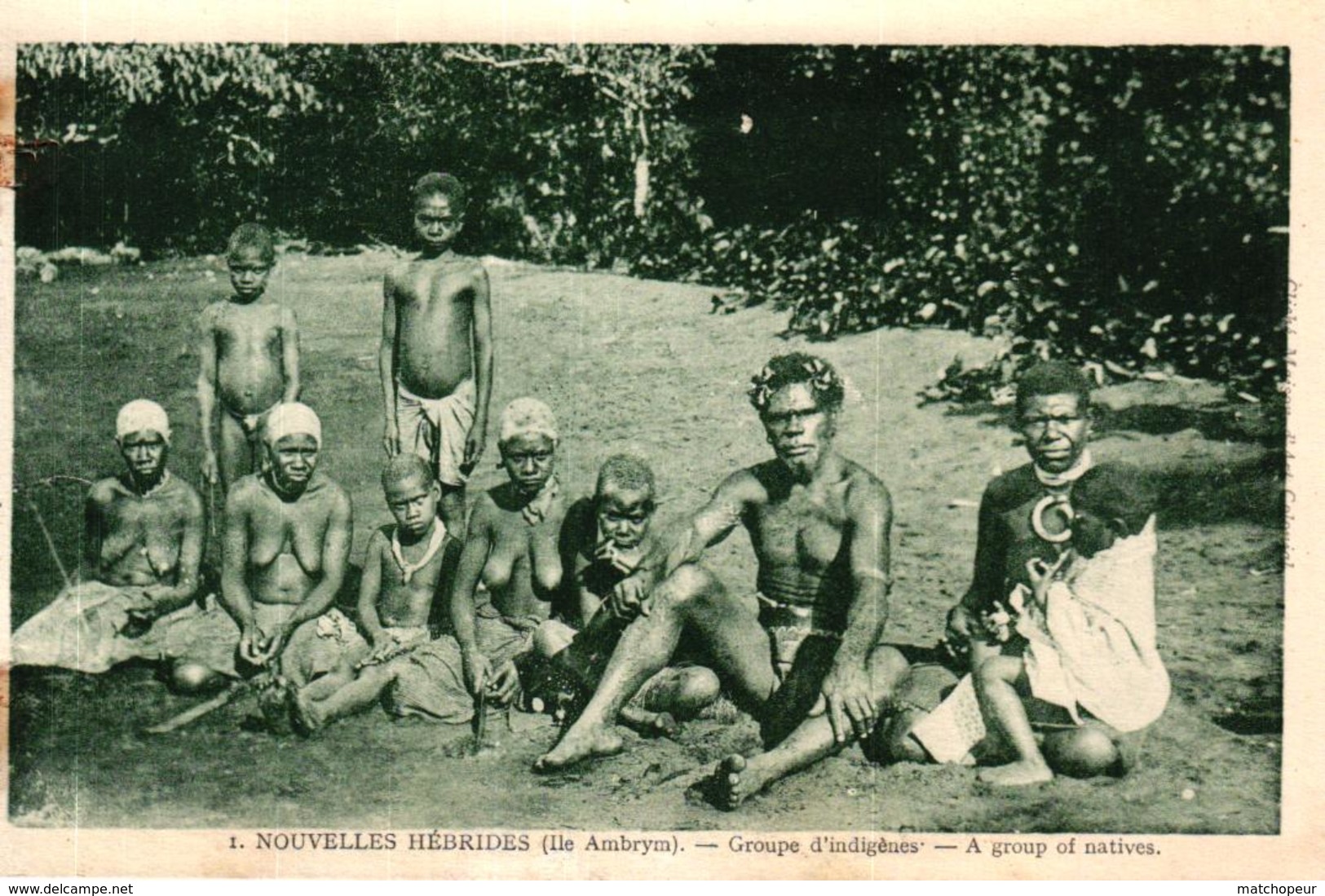 NOUVELLES HEBRIDES - ILE AMBRYM - GROUPE D'INDIGENES - Vanuatu
