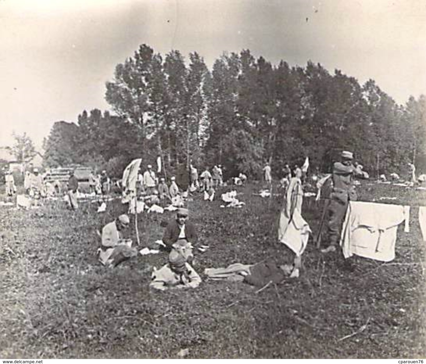 Photo Ancienne Originale  Repos Blanchissage Du Linge  1914 1918 Ww1  Grande Guerre Poilus - Guerre, Militaire