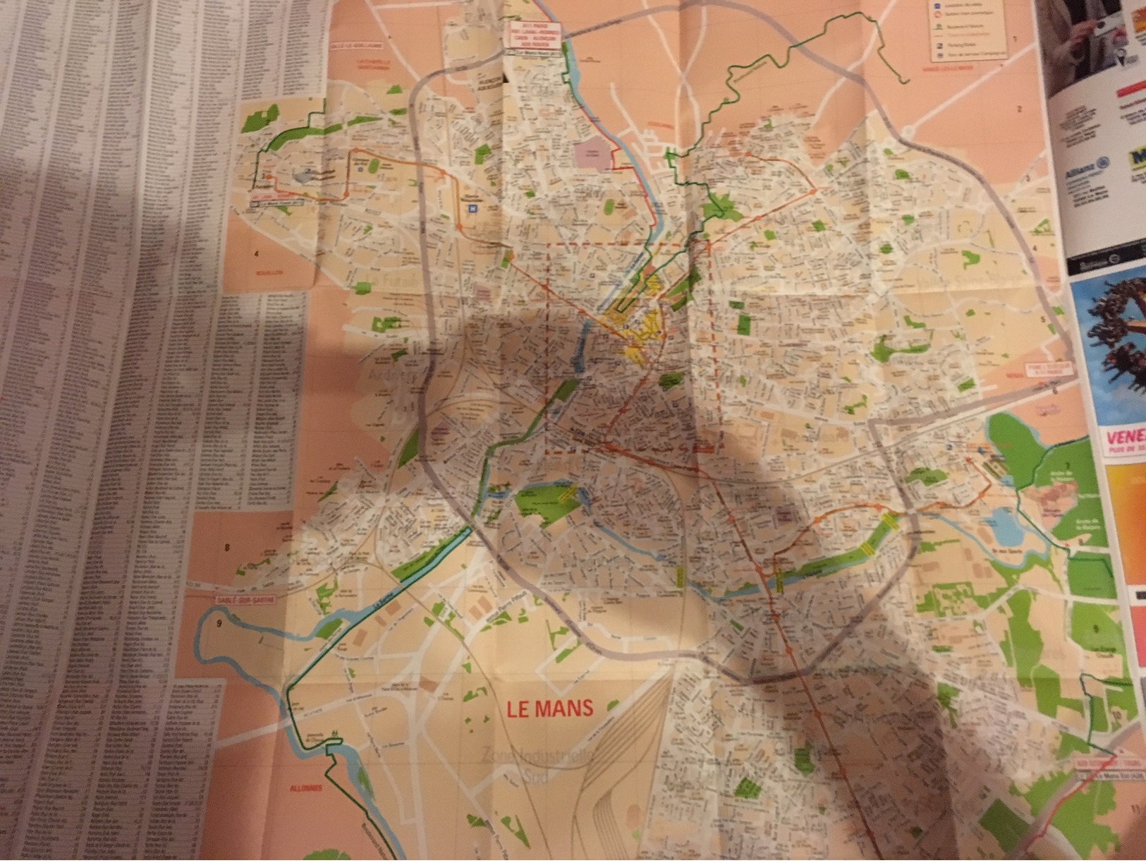 Transit Map Le Mans + City Map - Subway Bus Tram - Mondo