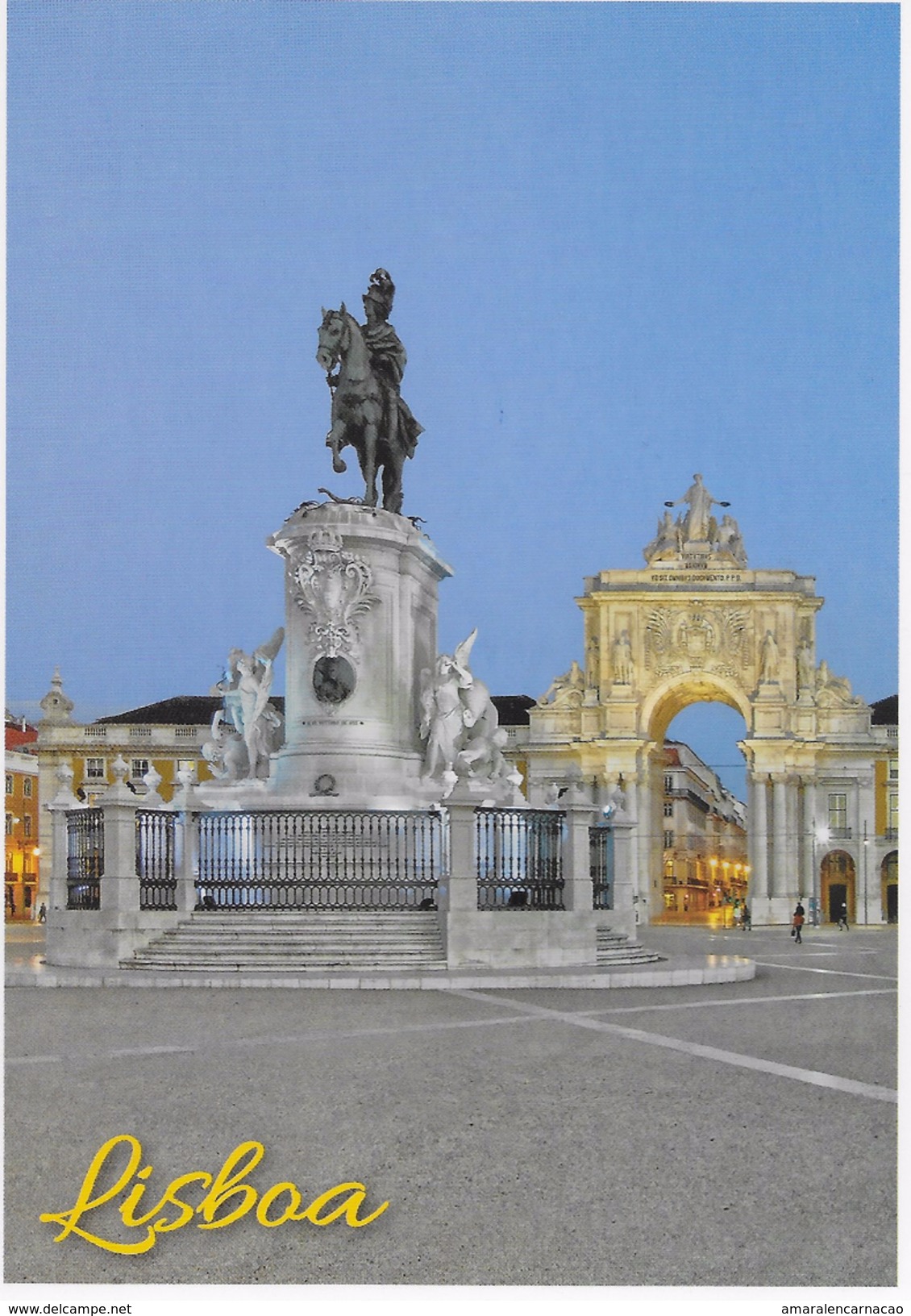 CARTE POSTALE - POSTCARD - POSTKARTE - CARTOLINA POSTAL - PORTUGAL - PRAÇA DO COMÉRCIO - LISBONNE - Lisboa