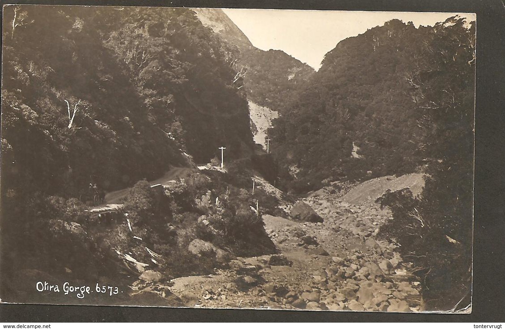 New Zealand. 1d Victoria Stamp On P.c. To Ampsin Belgique 1920. Oitira Gorge - Brieven En Documenten