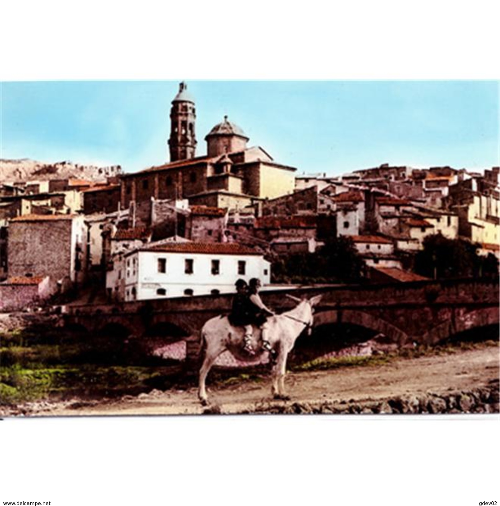 TRLTPA2667-LFTD9346.Tarjea Postal De TERUEL.Edificio,caballo Y VISTAS De OLIETE - Teruel