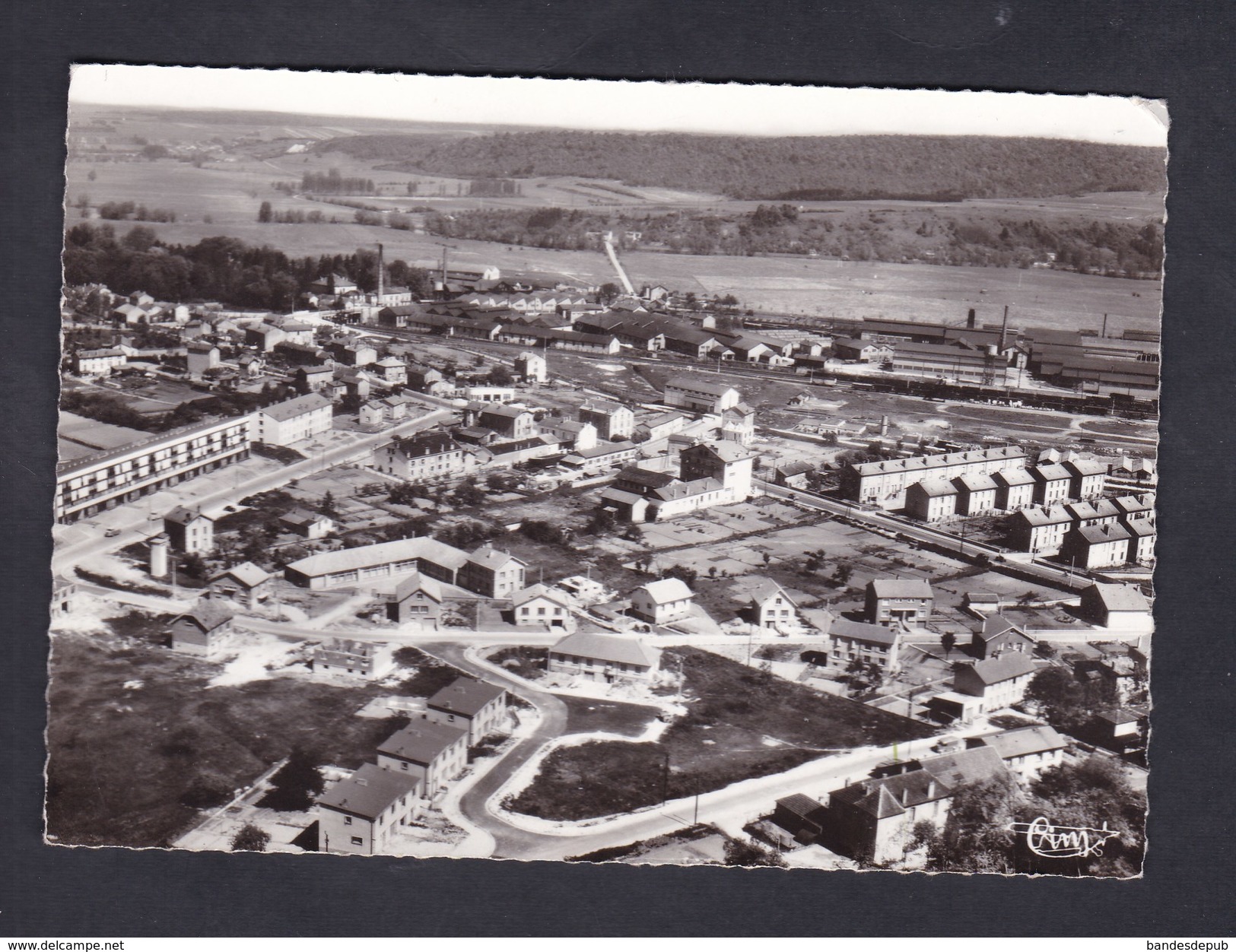 CPSM COMMERCY (55) - Vue Générale Aerienne ( Bloc H.L.M. Lotissement Train Ligne De Chemin De Fer COMBIER ) - Commercy