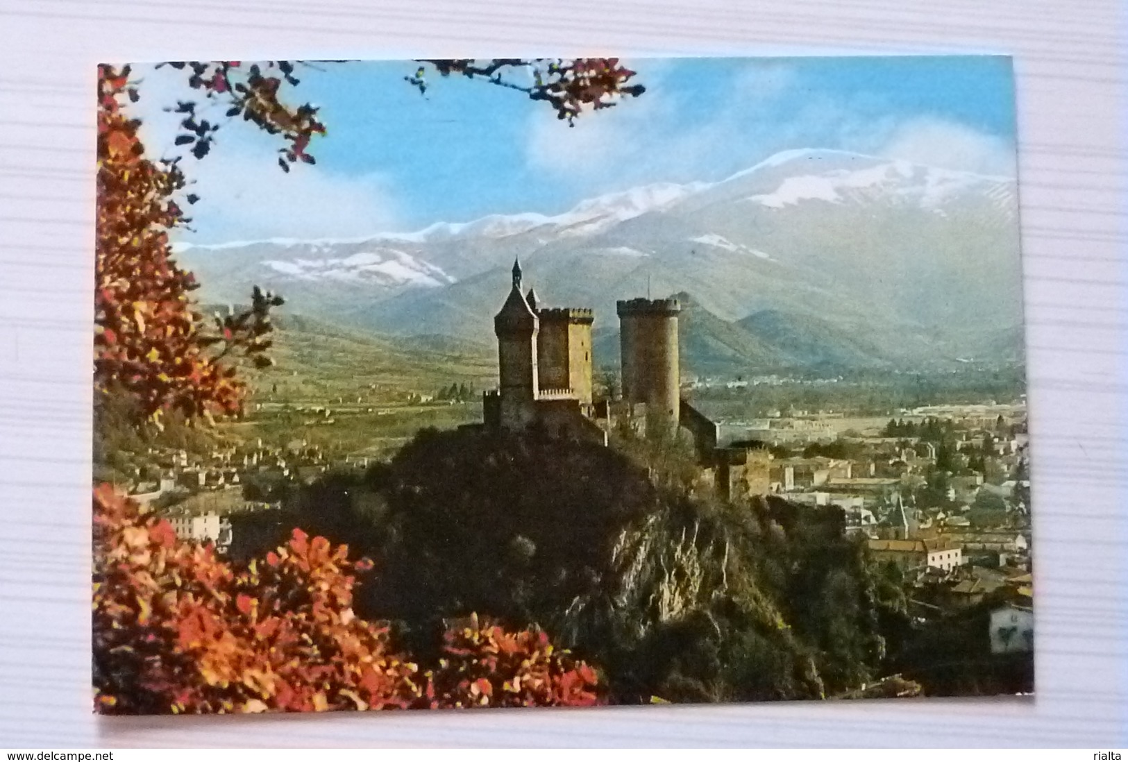 09, FOIX, LE CHATEAU FORT DES COMTES DE FOIX, AU LOIN LA CHAINE DES PYRENEES, 1975 - Foix