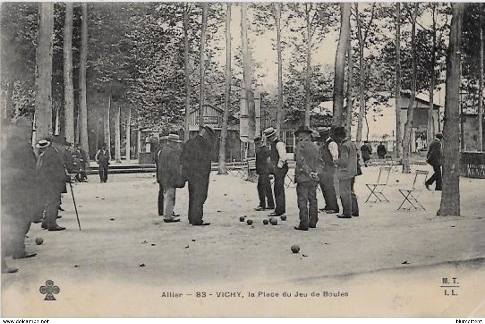 CPA Jeu De Boules Pétanque Circulé Vichy - Jeux Régionaux