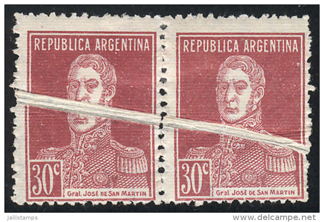 GJ.619, 1924 30c. San Mart&iacute;n On RIBBED PAPER, Pair With Notable Paper Fold, VF And Spectacular, Rare Variety... - Andere & Zonder Classificatie