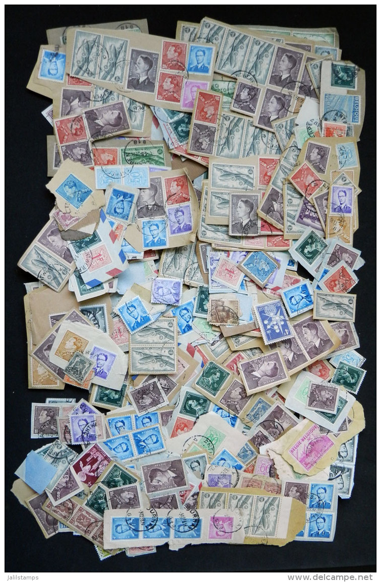 Box With Hundreds Of Fragments Of Covers With Thousands Of Used Stamps, Generally Of The 1950s, Including Many High... - Verzamelingen