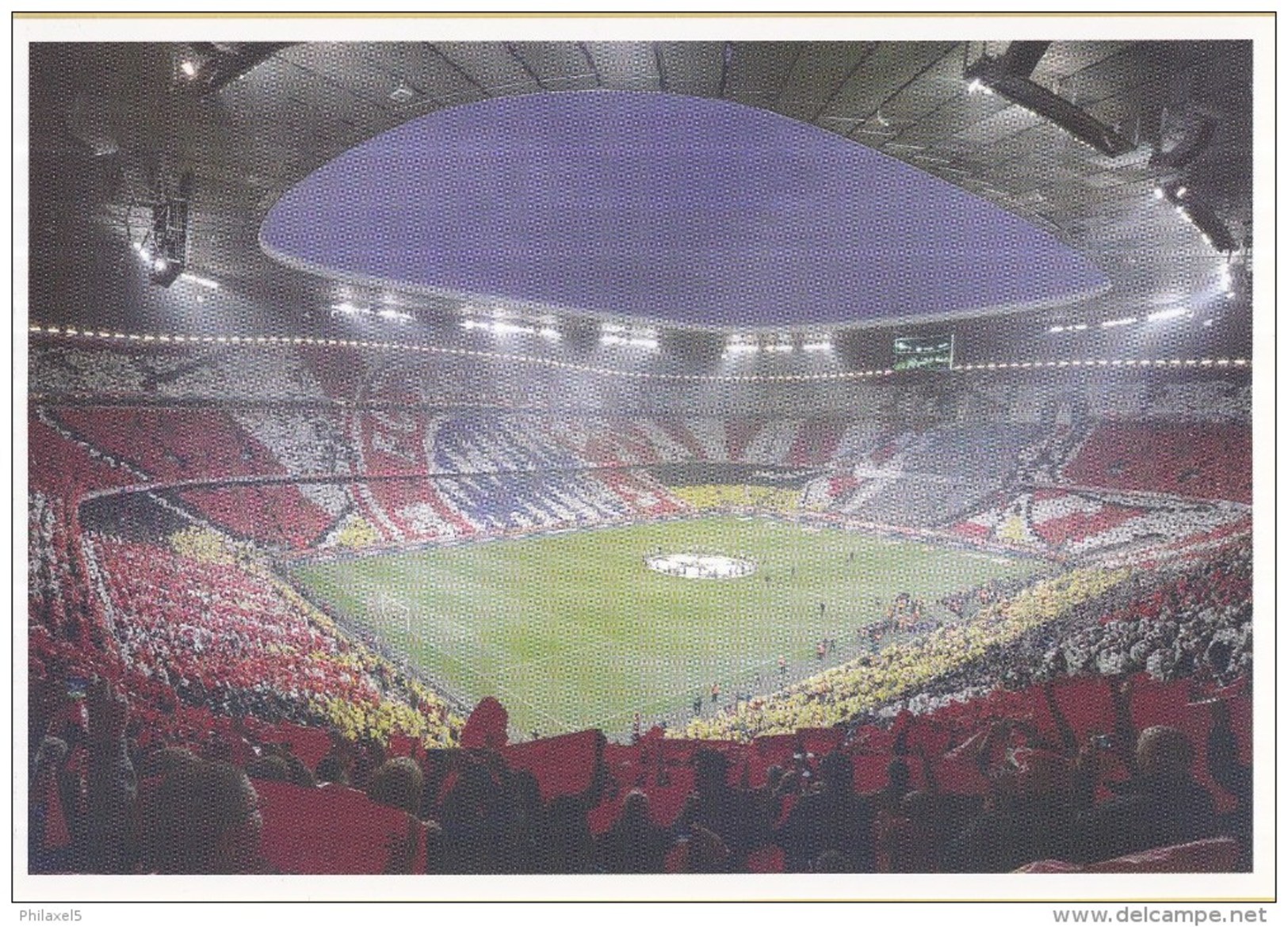 Postkaart - Uitgiftedatum 19 Augustus 2015 - 50 Jaar Voetbal International - Allianz Arena - F.C. Bayern - Ongebruikt - Stadions