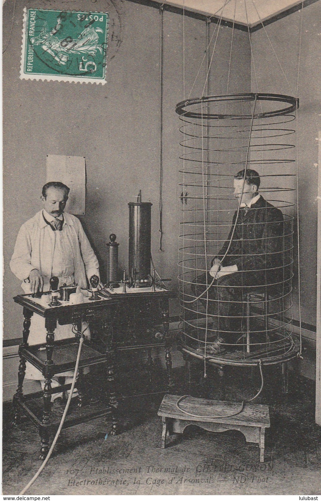 Chatel-Guyon : Etablissement Thermal - Electrothérapie - Cage D'Arsonval. (beau Plan ) - Châtel-Guyon