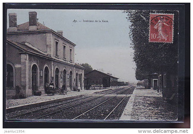 AY CHAMPAGNE COLORISEE      LE TRAIN     ET SA GARE - Autres & Non Classés